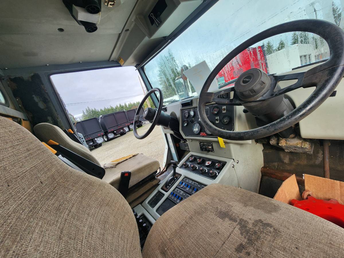 Mobil-sweeper-left-amp-right-hand-drive-diesel-1995-white-18