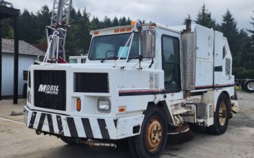 Mobil-sweeper-left-amp-right-hand-drive-diesel-1995-white-3