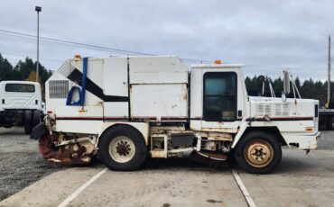 Mobil-sweeper-left-amp-right-hand-drive-diesel-1995-white-4