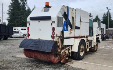 Mobil-sweeper-left-amp-right-hand-drive-diesel-1995-white-5