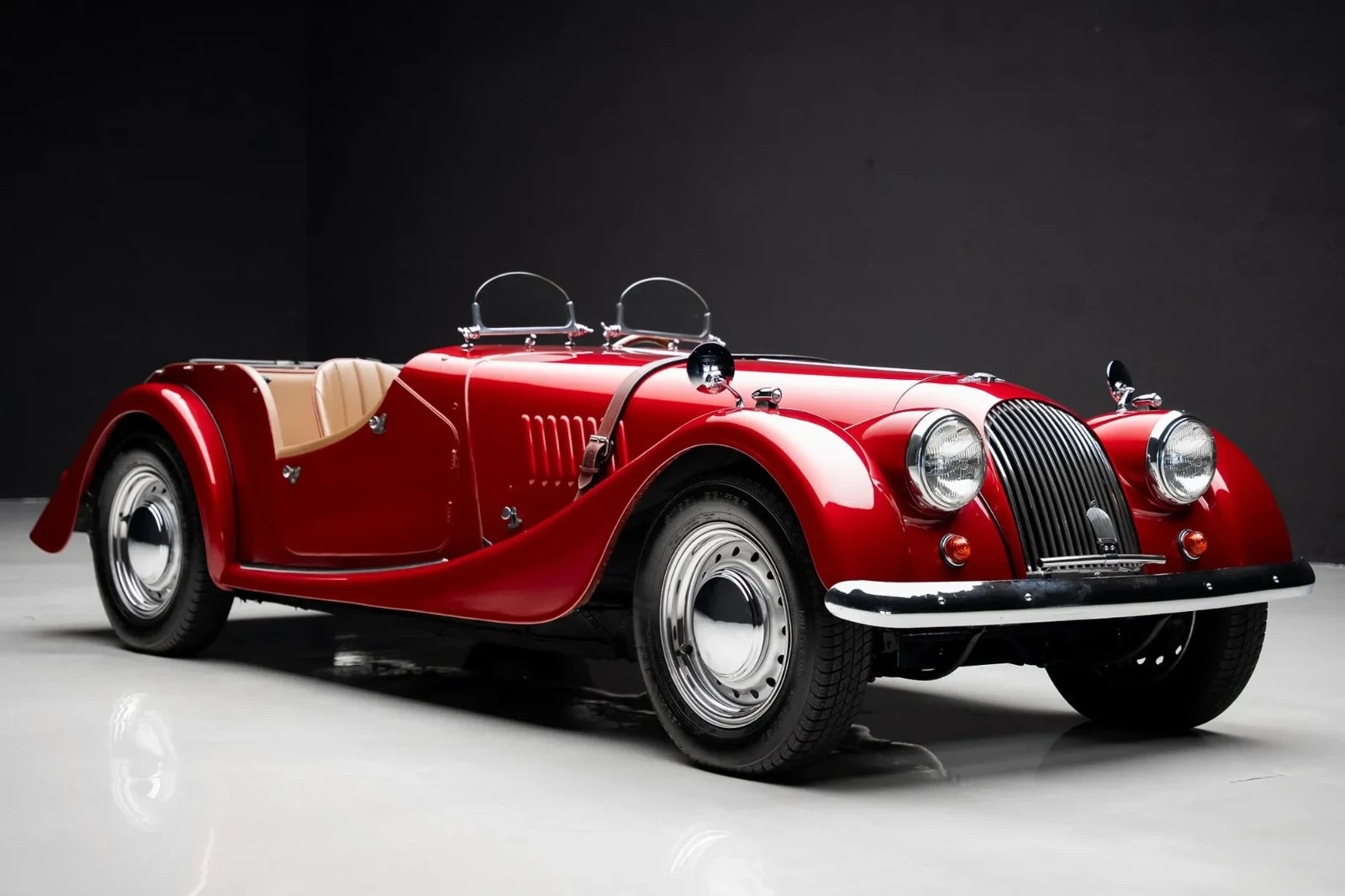 Morgan-Plus-Four-1966-Convertible-2