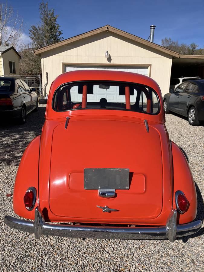 Morris-custom-1959-orange-1