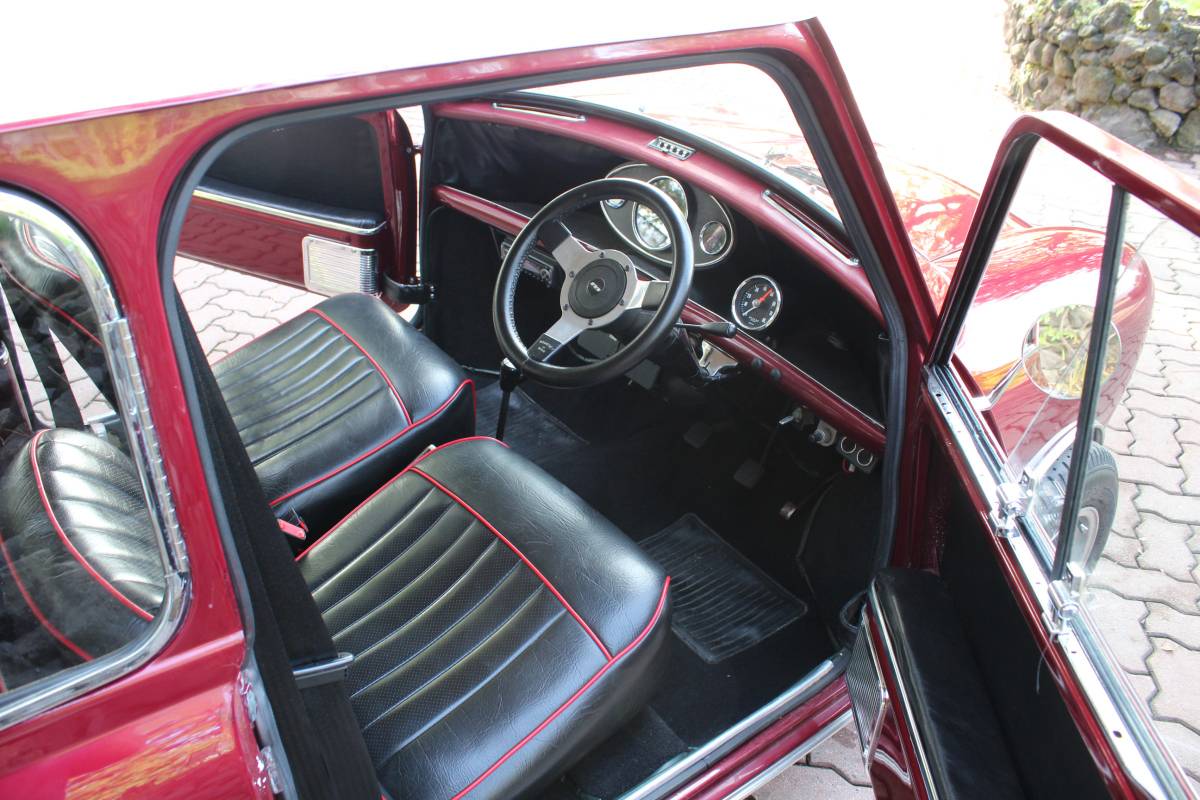 Morris-mini-cooper-s-1966-red-12