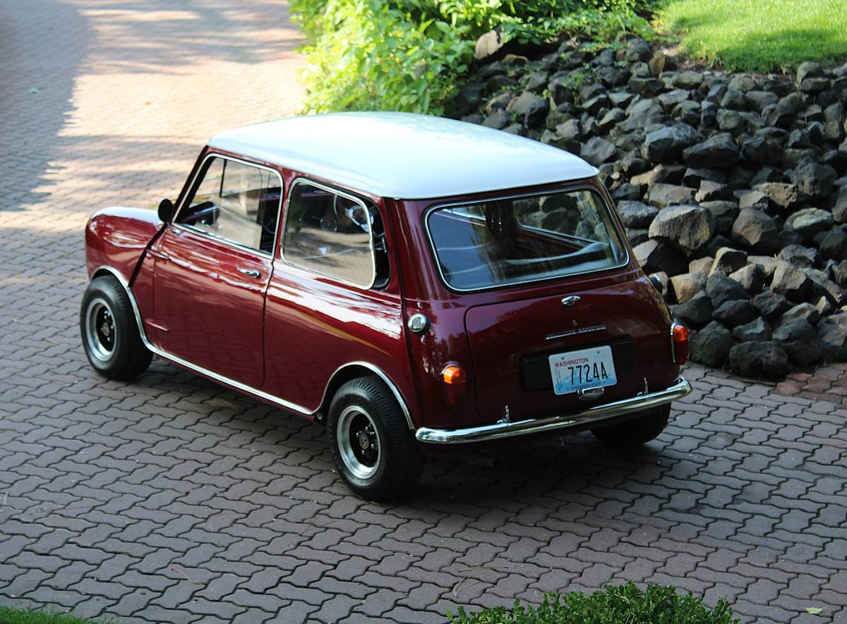 Morris-mini-cooper-s-1966-red-8