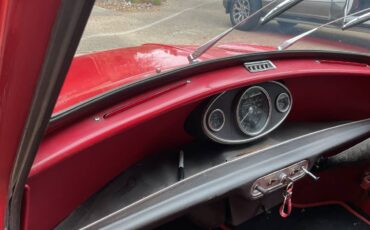 Morris-mini-traveler-mkii-1967-red-10