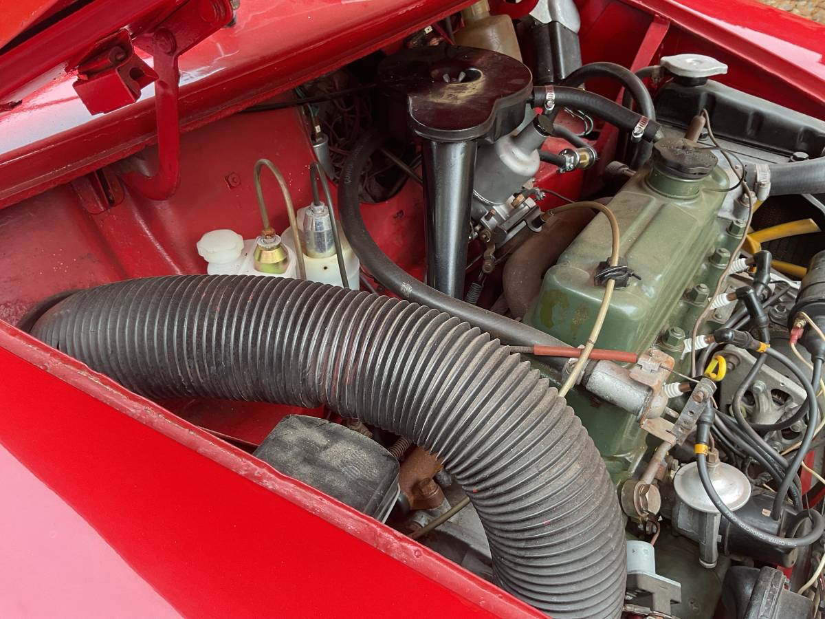 Morris-mini-traveler-mkii-1967-red-13