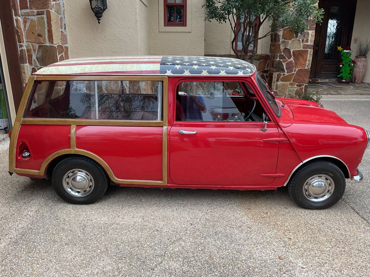 Morris-mini-traveler-mkii-1967-red-2