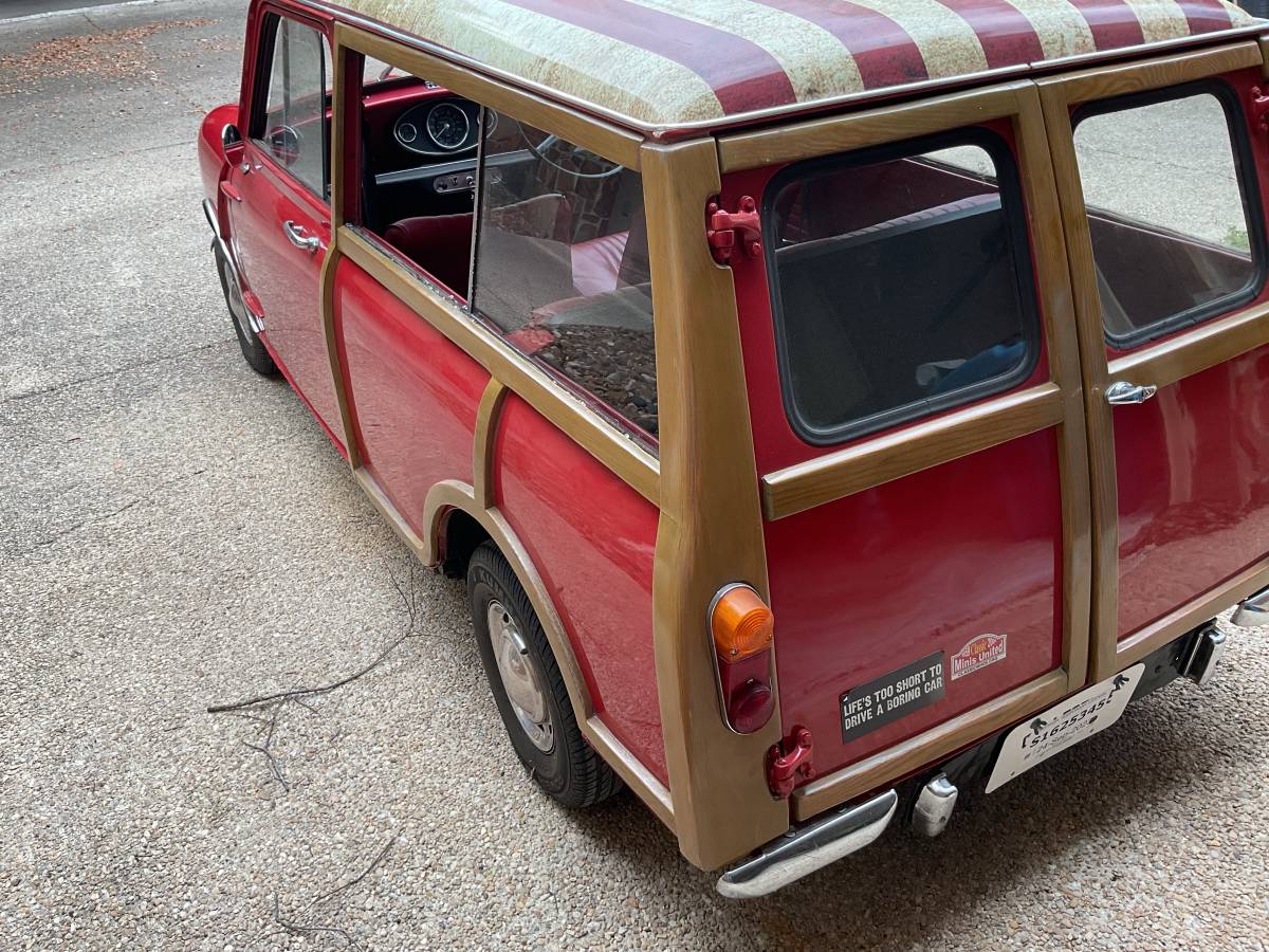 Morris-mini-traveler-mkii-1967-red-4