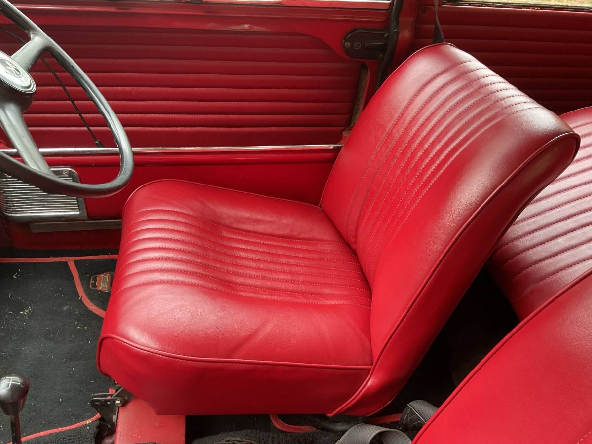 Morris-mini-traveler-mkii-1967-red-9