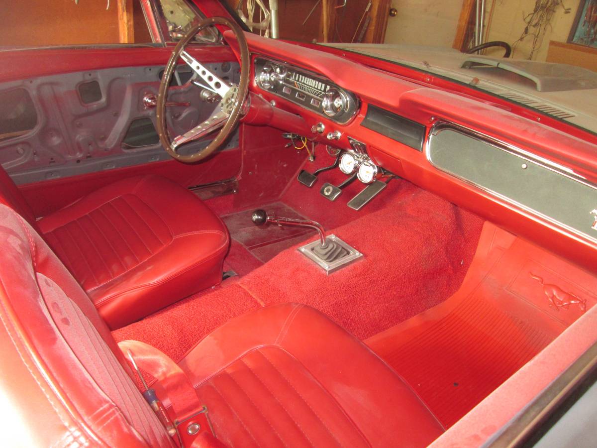 Mustang-fastback-1965-4