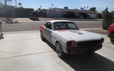 Mustang-fastback-1965-8