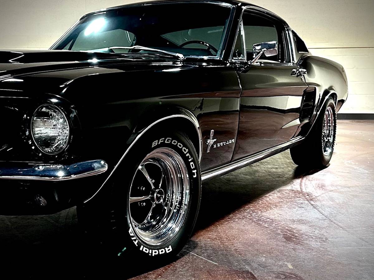 Mustang-fastback-22-1967-10