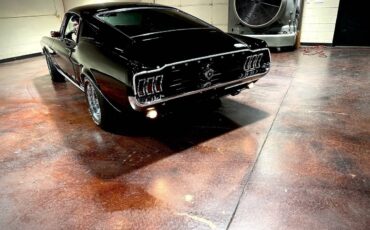 Mustang-fastback-22-1967-17