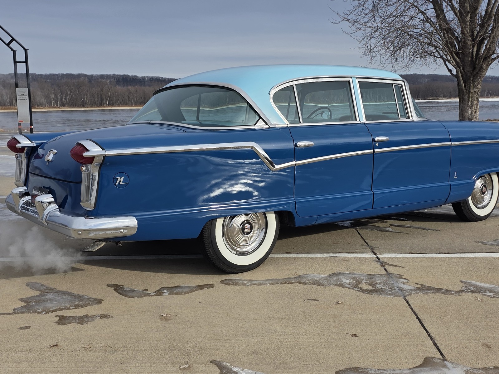 Nash-1956-4-Door-11