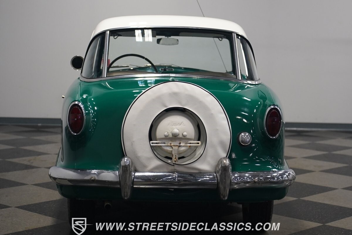 Nash-Metropolitan-1954-Coupe-12