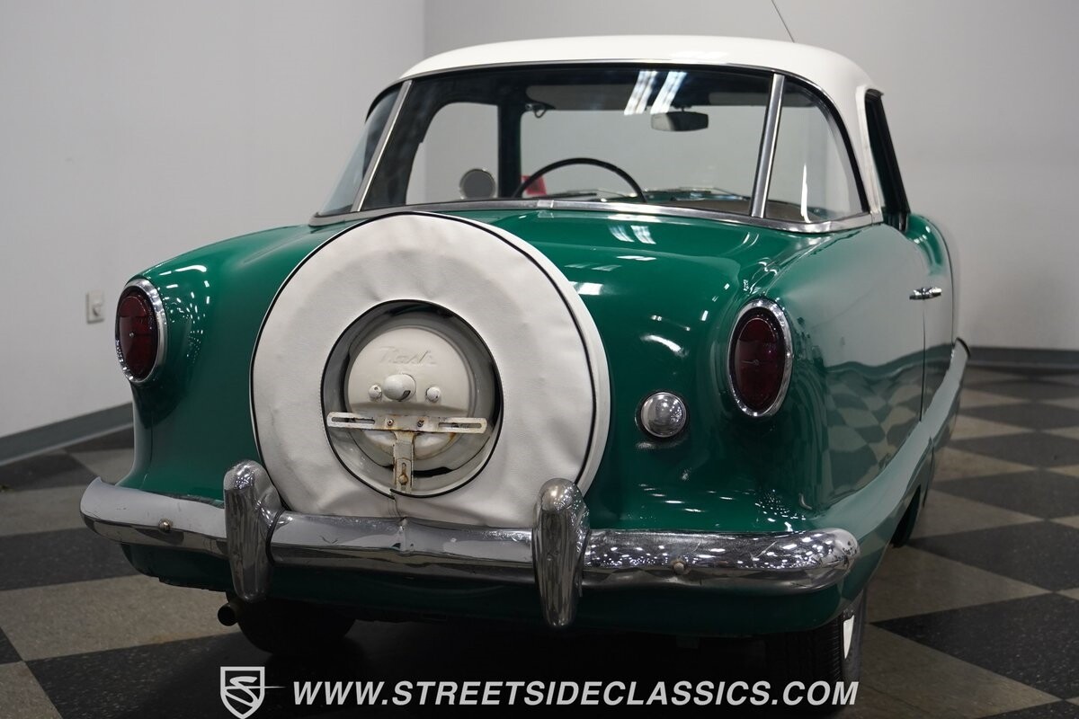 Nash-Metropolitan-1954-Coupe-30