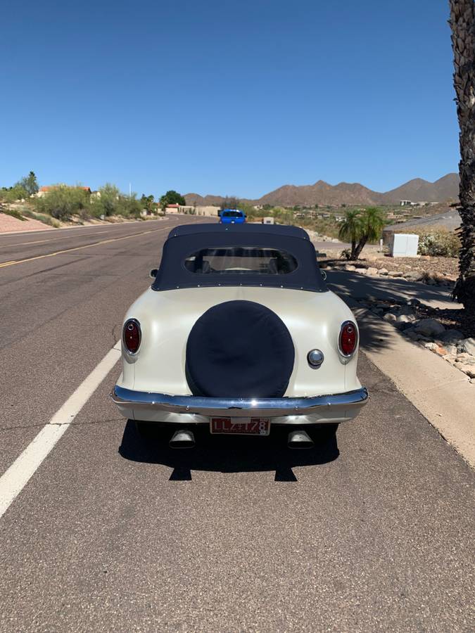 Nash-metropolitan-1957-white-1