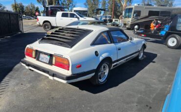 Nissan-280-zx-1983-2