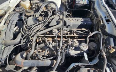 Nissan-280-zx-1983-9