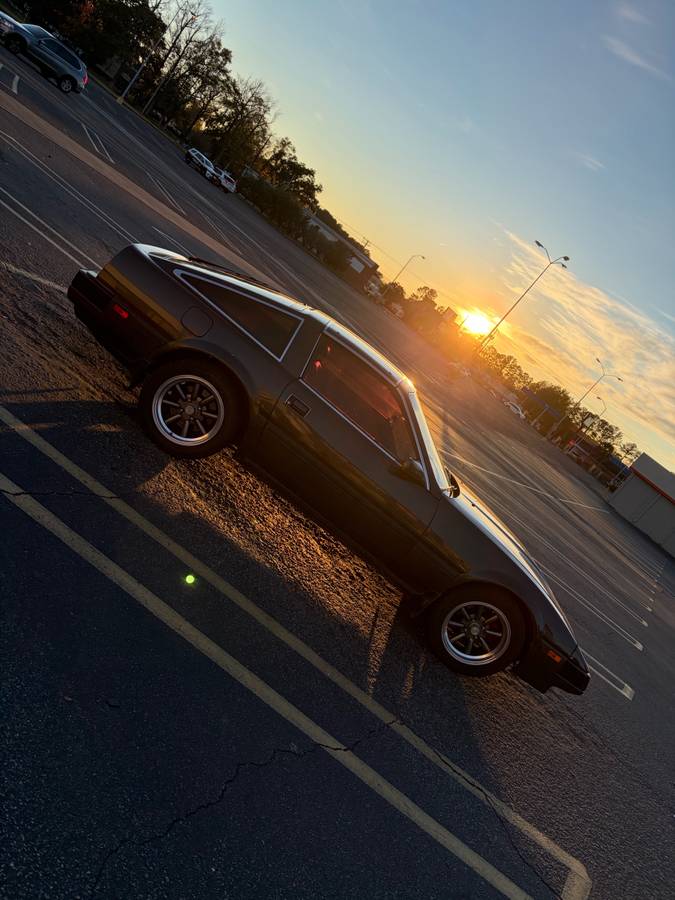 Nissan-300zx-1985-brown-11