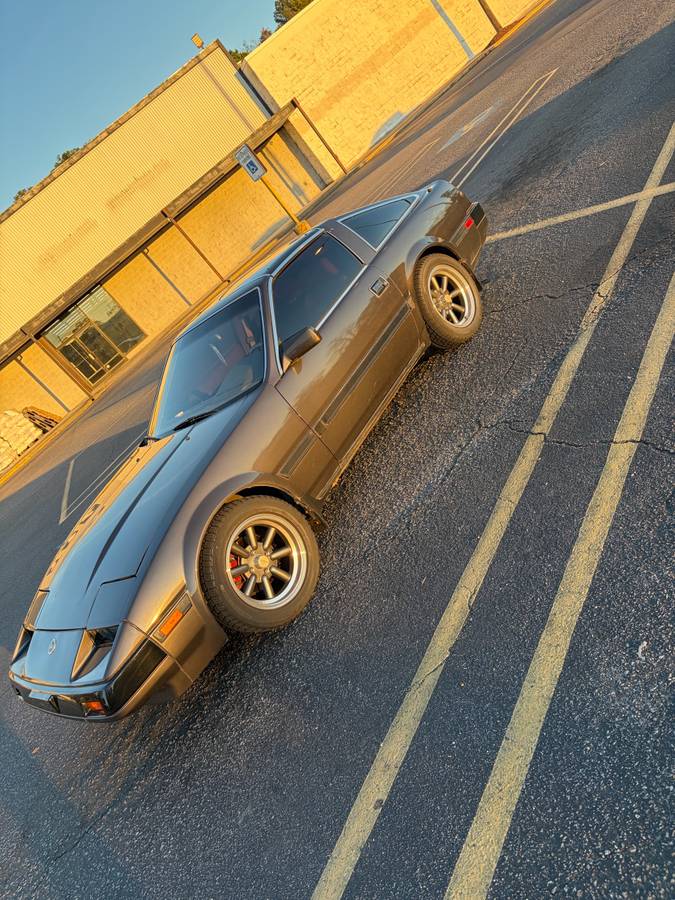 Nissan-300zx-1985-brown-9