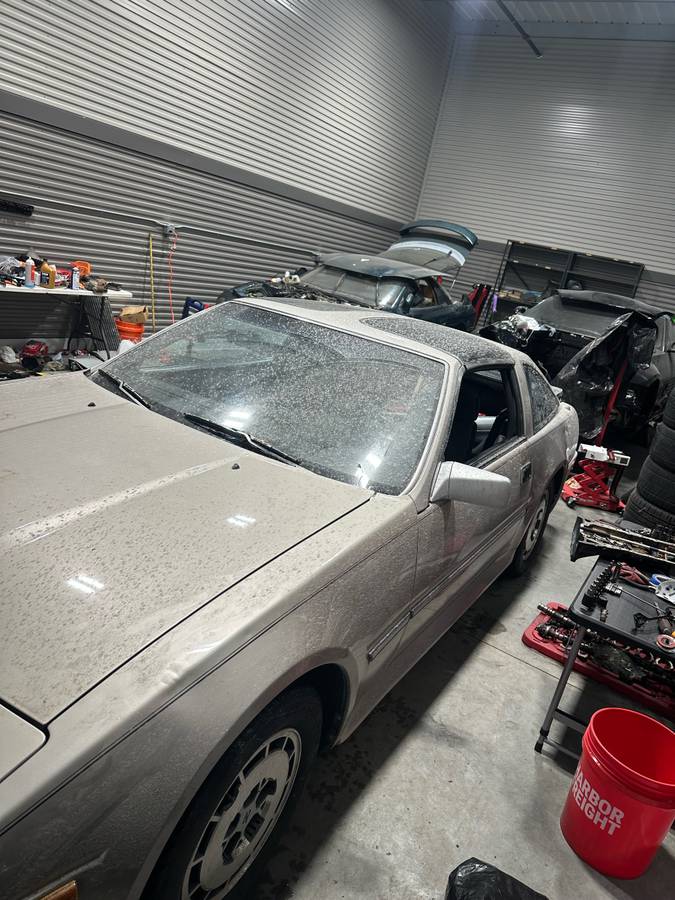 Nissan-300zx-1986-brown-4