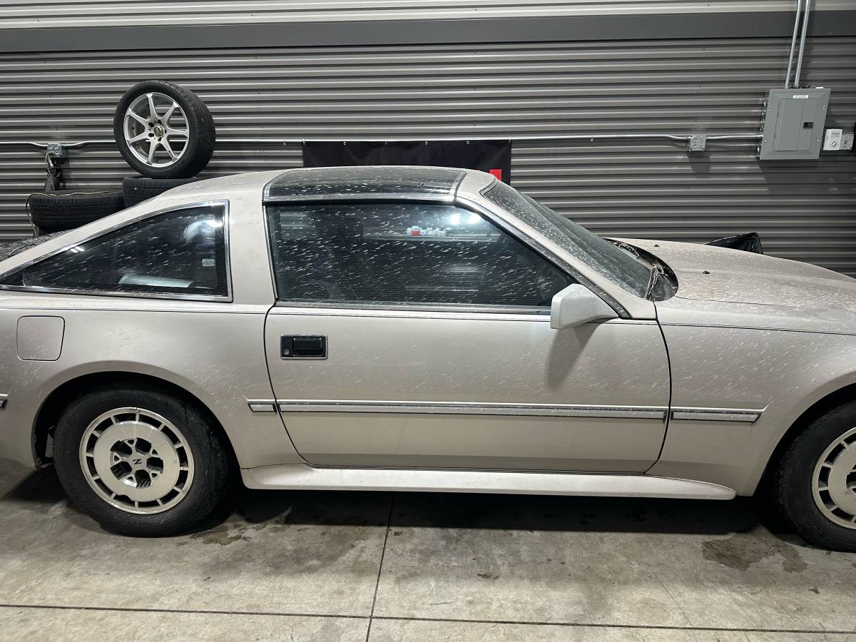 Nissan-300zx-1986-brown-8