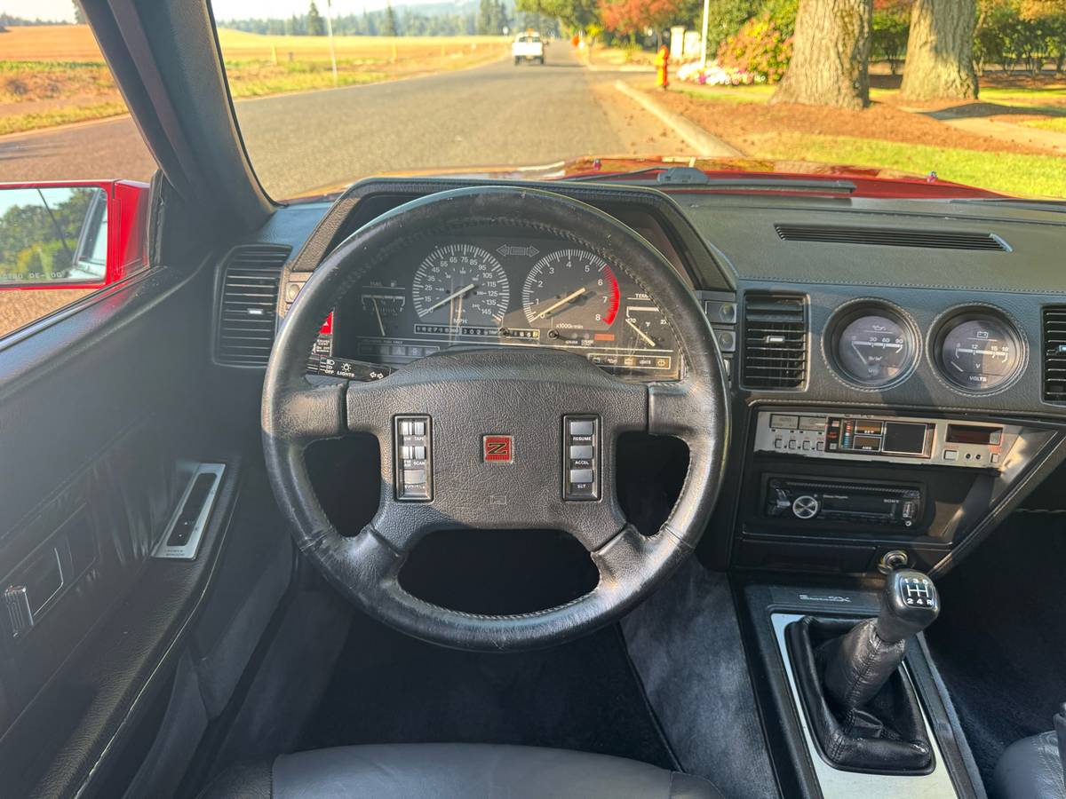 Nissan-300zx-1987-red-40