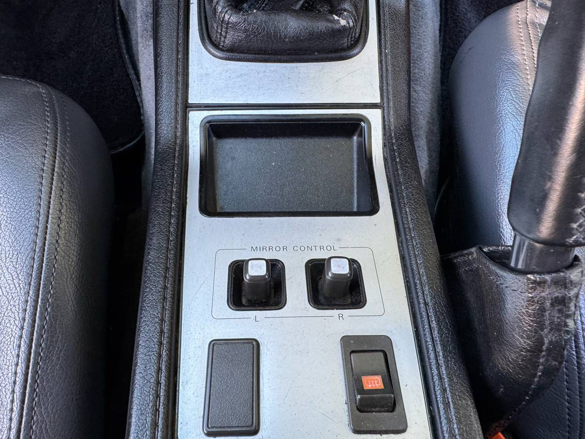 Nissan-300zx-1987-red-42