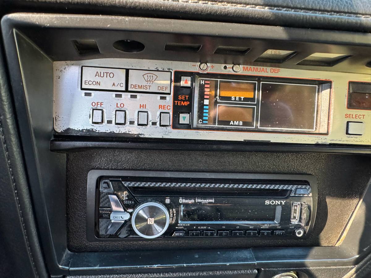 Nissan-300zx-1987-red-44