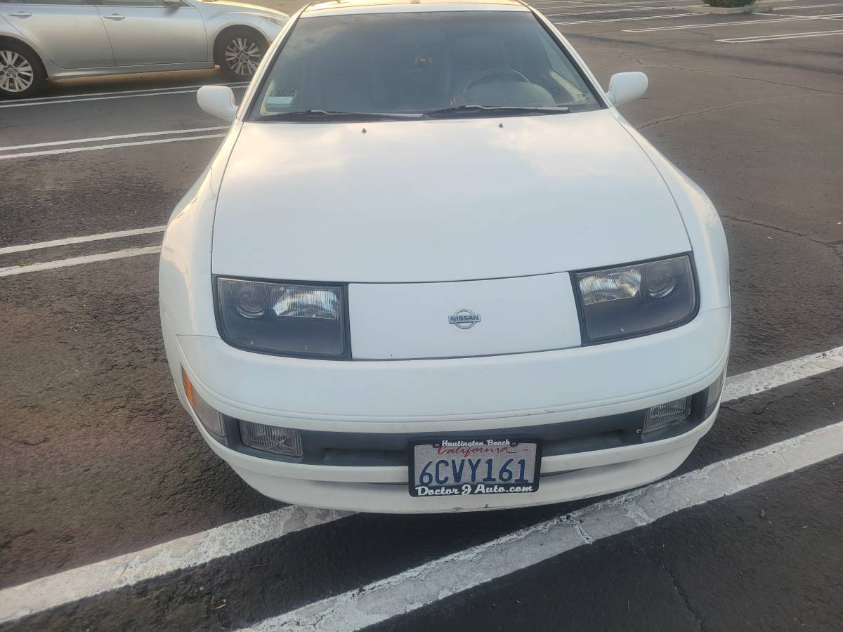 Nissan-300zx-1992-white-1
