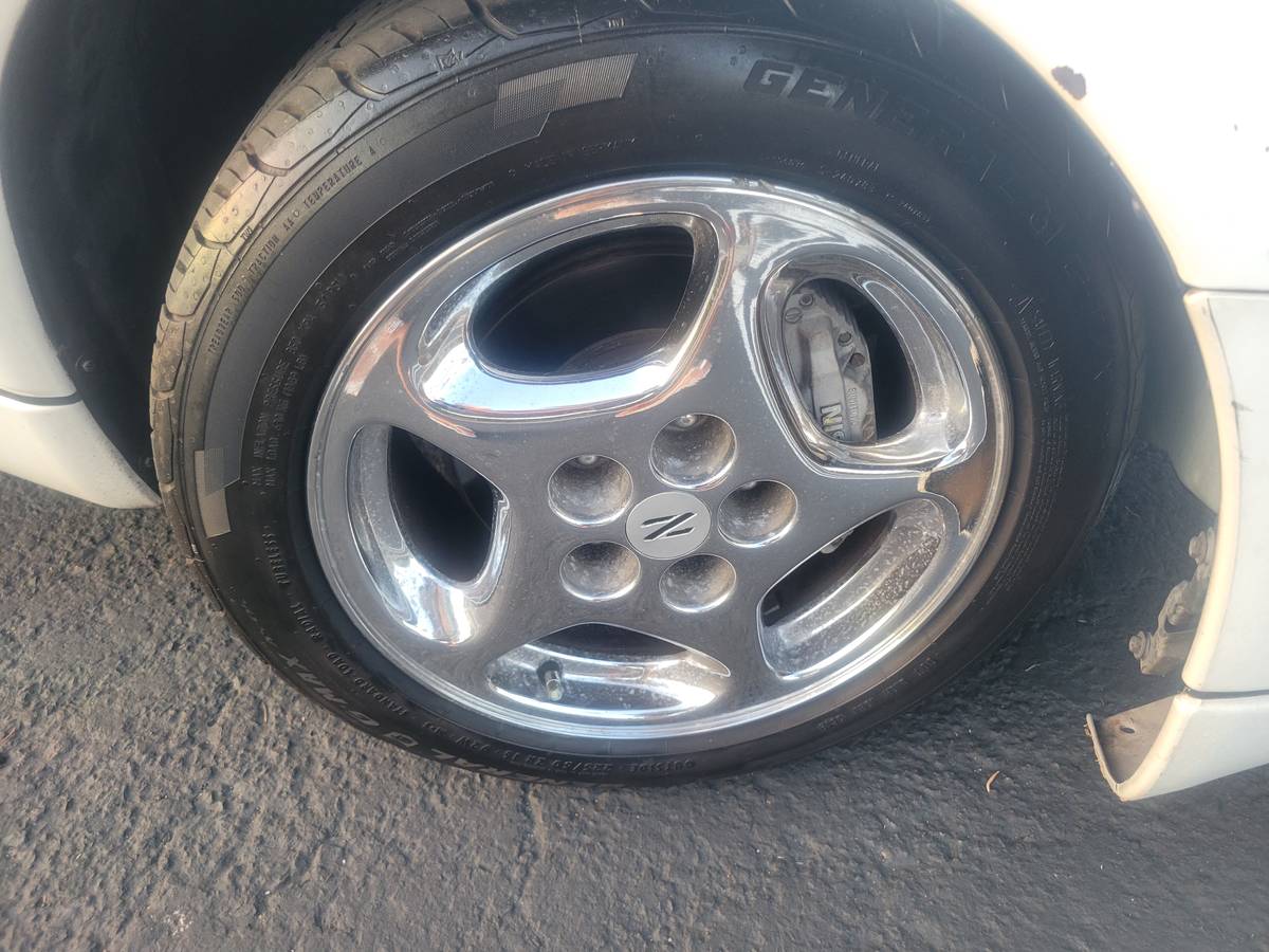 Nissan-300zx-1992-white-10