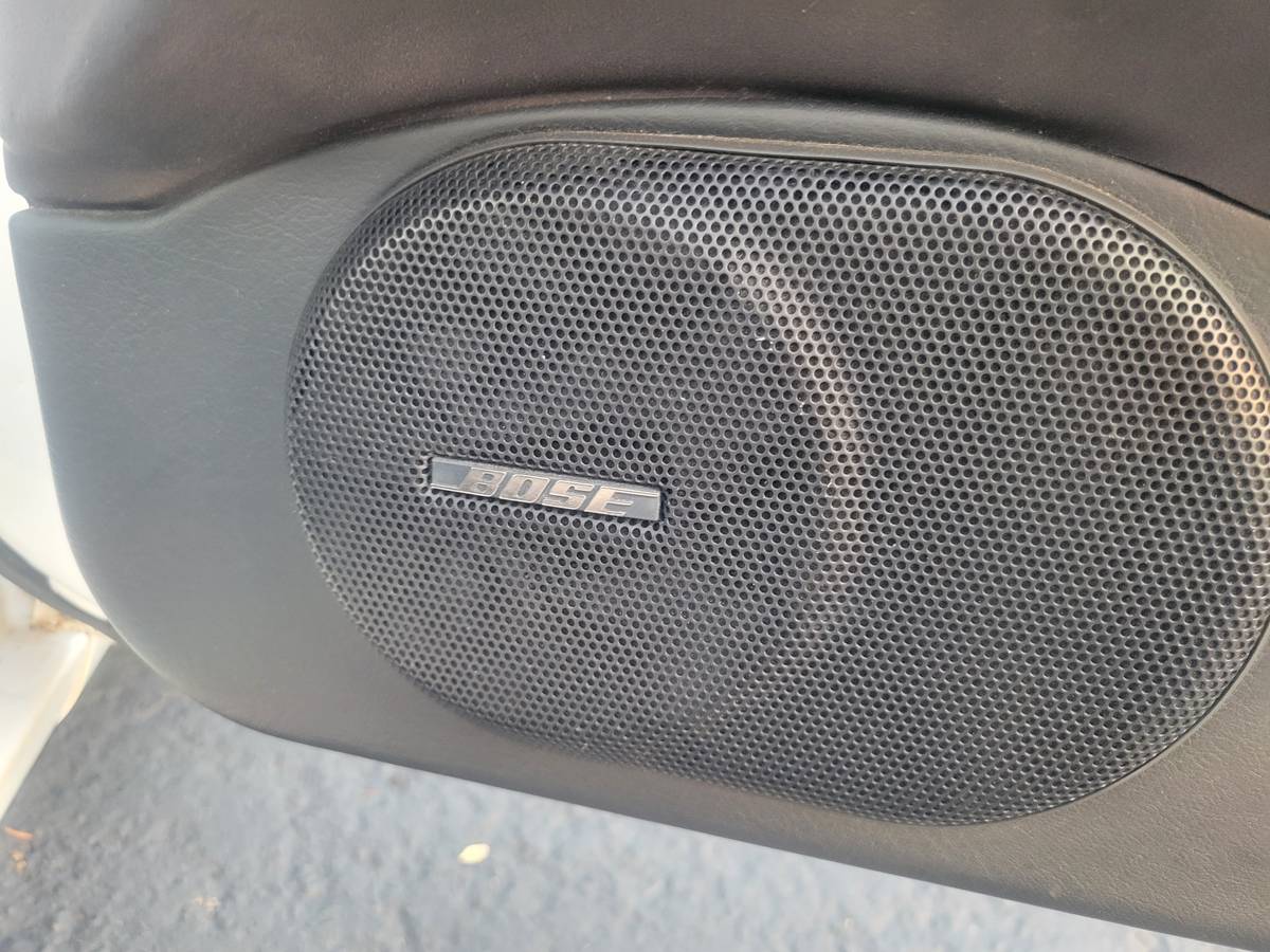 Nissan-300zx-1992-white-4