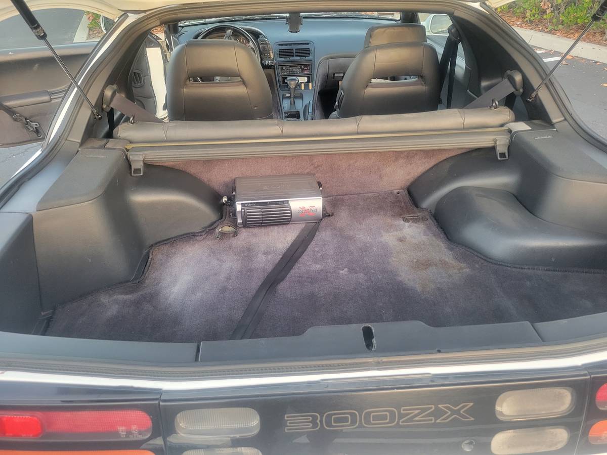 Nissan-300zx-1992-white-7