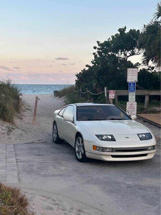 Nissan-300zx-1994-white-3