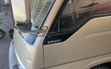 Nissan-caravan-homy-diesel-1990-grey-9