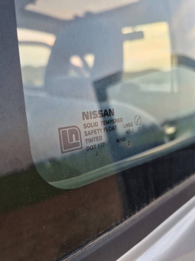 Nissan-d21-hardbody-1993-silver-5