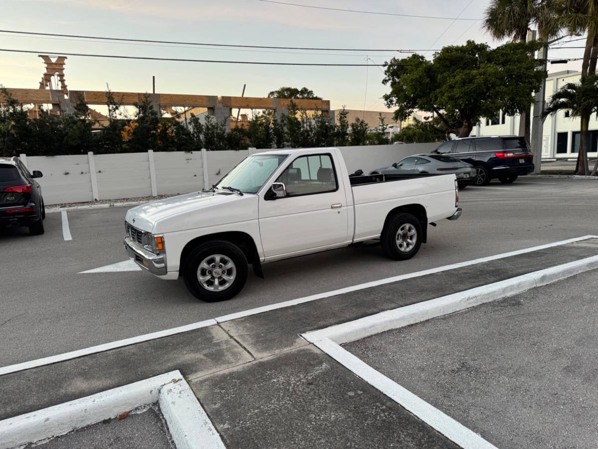 Nissan-d21-hardbody-1996-4