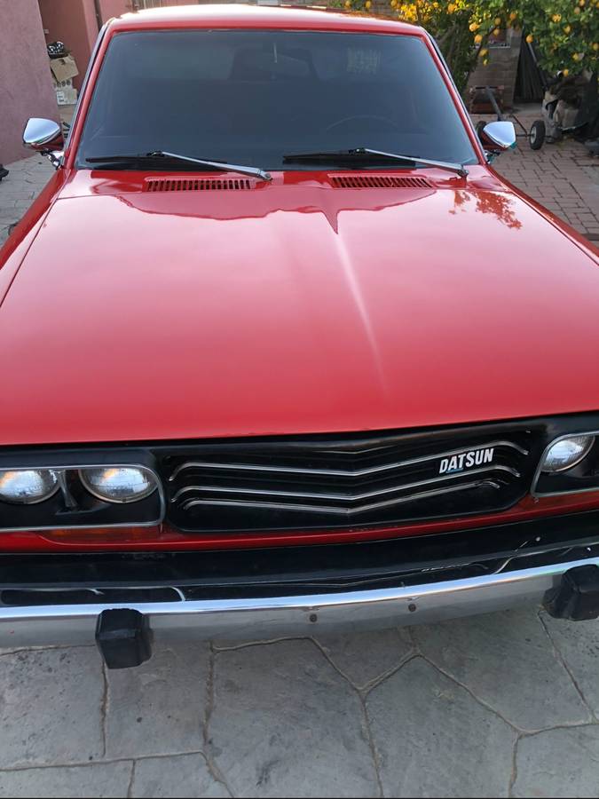 Nissan-datsun-1976-3