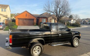 Nissan-hardbody-1993-2