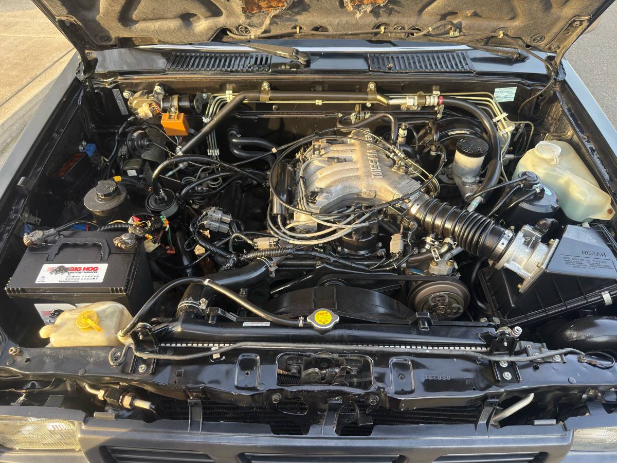 Nissan-hardbody-1993-6