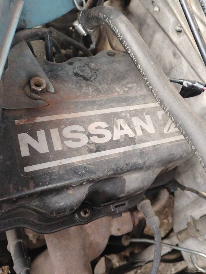 Nissan-hardbody-pickup-1983-blue-1