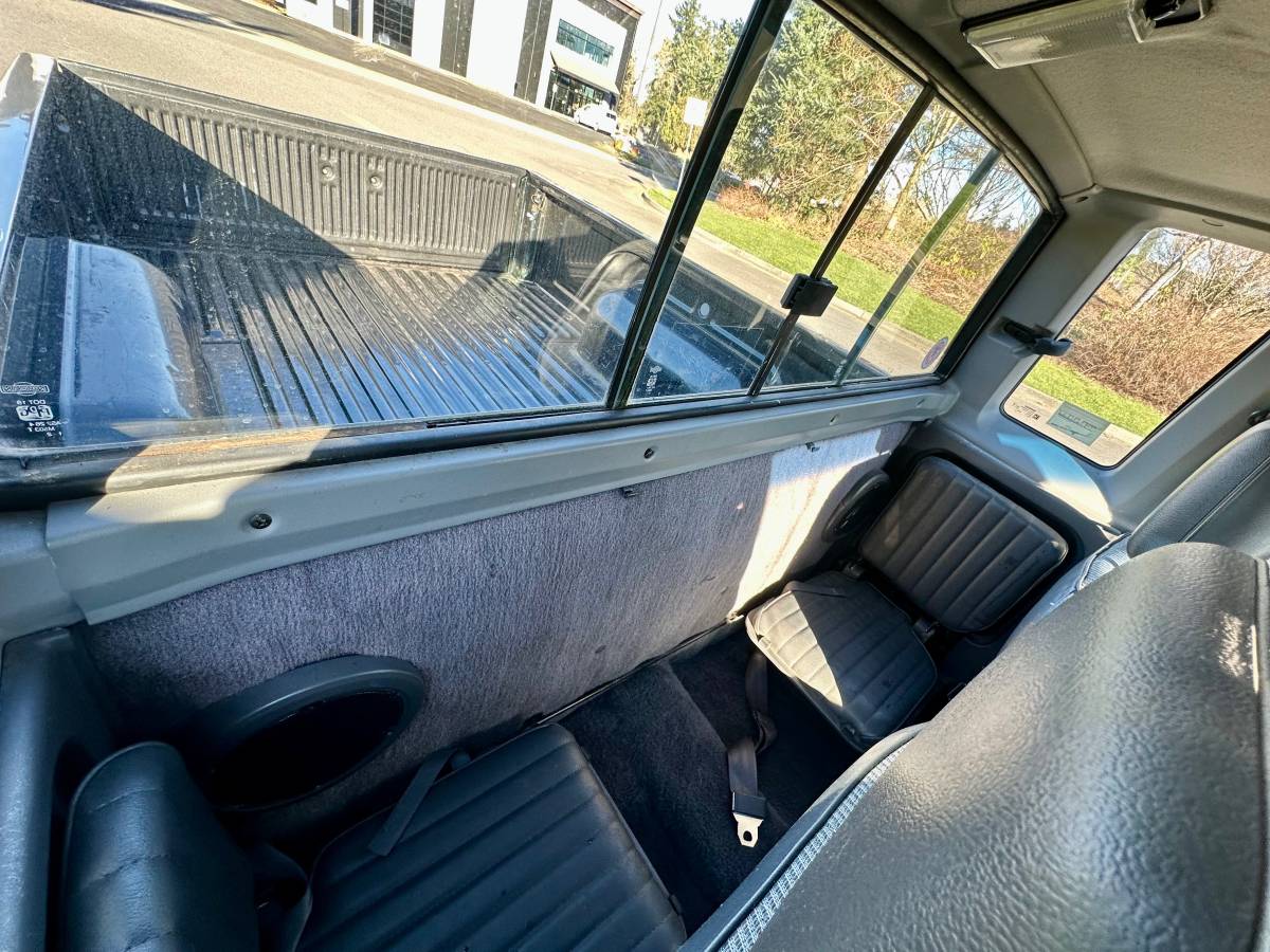 Nissan-hardbody-pickup-1994-14