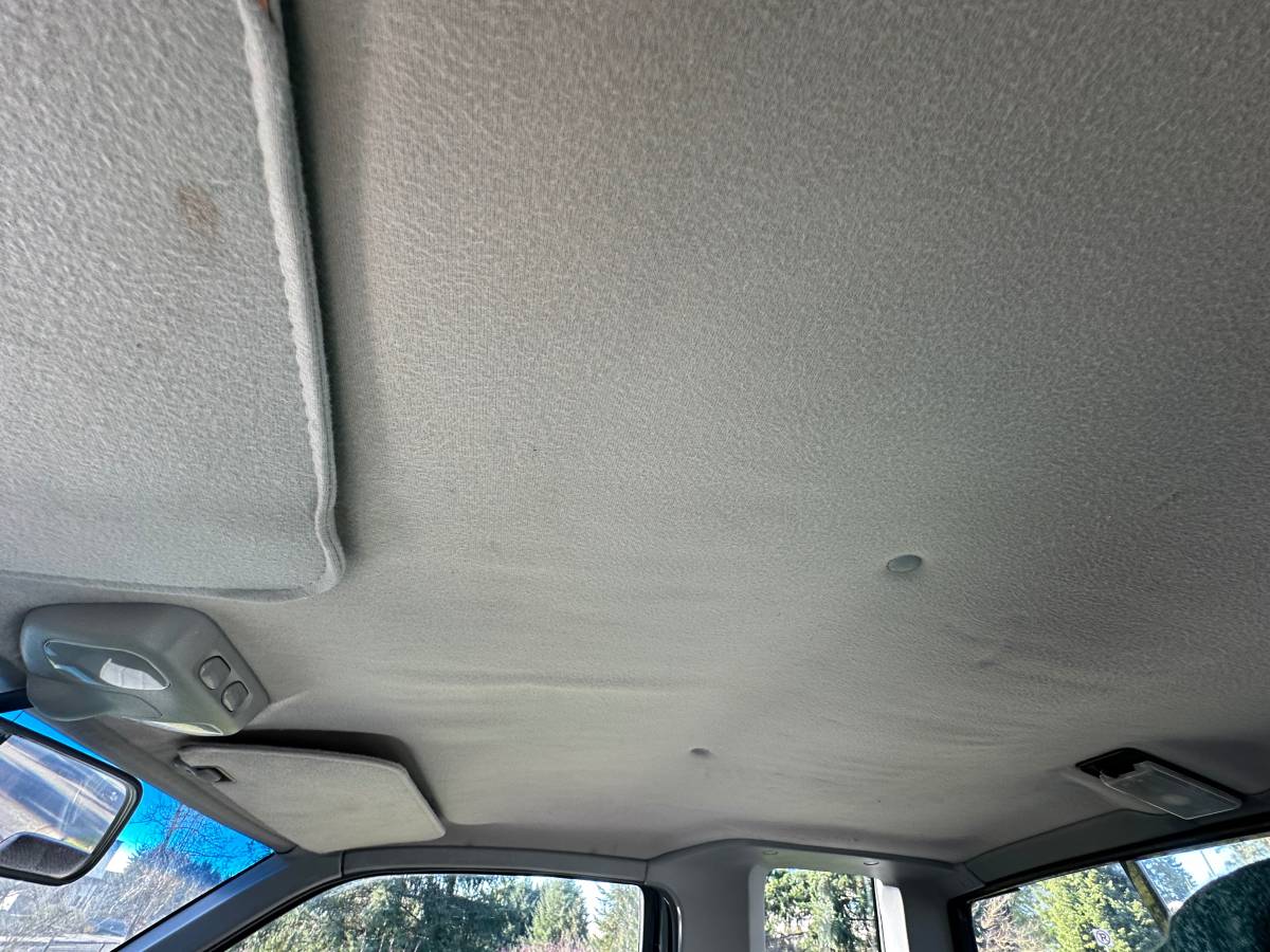 Nissan-hardbody-pickup-1994-17