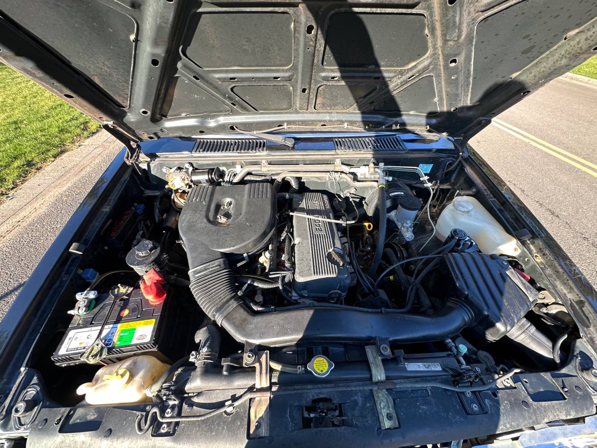 Nissan-hardbody-pickup-1994-18