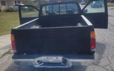 Nissan-hardbody-pickup-1994-grey-2