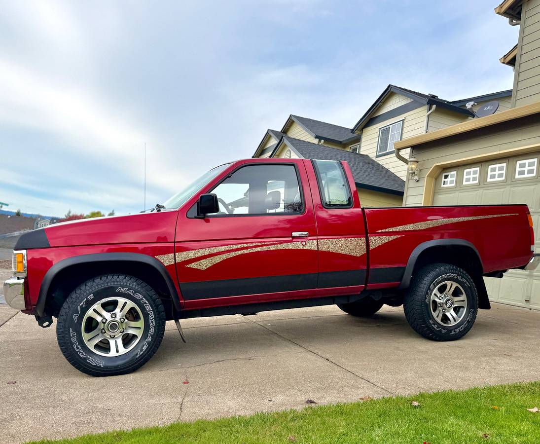Nissan-hardbody-pickup-1996-1