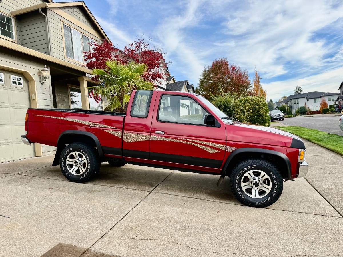 Nissan-hardbody-pickup-1996-2