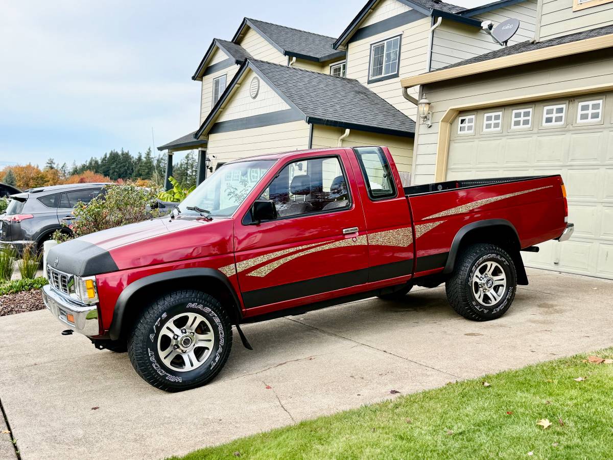 Nissan-hardbody-pickup-1996-4