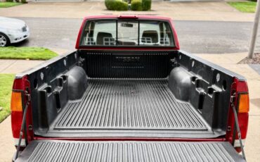 Nissan-hardbody-pickup-1996-8